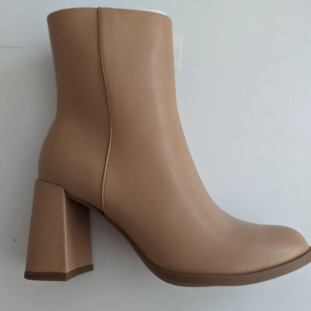 NWT A New Day Janelle Beige High Shafted Ankle Boots Size 6